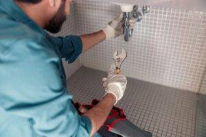 Common Plumbing Mistakes to Avoid in Your Home